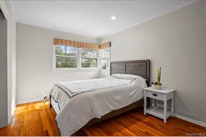 1079 Weaver Street, New Rochelle, NY 10804 - Photo 19