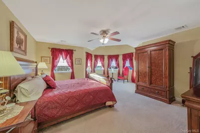 5 Old Neck Court, Manorville, NY 11949 - Photo 27