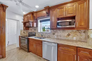 135 Midland Terrace, Yonkers, NY 10704 - Photo 7