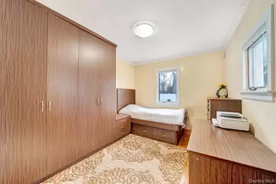 188-14 McLaughlin Avenue, Hollis, NY 11423 - Photo 17