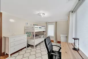 188-14 McLaughlin Ave, Hollis, NY 11423 - Photo 23