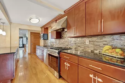 188-14 McLaughlin Avenue, Hollis, NY 11423 - Photo 13