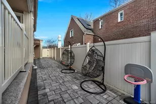 188-14 McLaughlin Ave, Hollis, NY 11423 - Photo 41