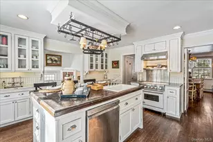 20 Harborview Dr, Northport, NY 11768 - Photo 9