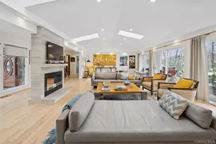 383 254th St, Bronx, NY 10471 - Photo 17