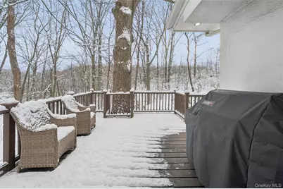 383 254th Street, Bronx, NY 10471 - Photo 11