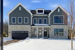 9 Sequoia Cir, Manhasset, NY 11030 - Photo 3