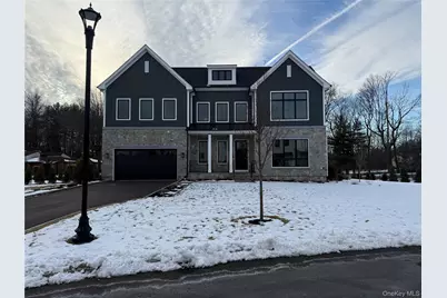 9 Sequoia Circle, Manhasset, NY 11030 - Photo 1