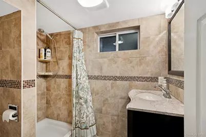 67 Combes Avenue, Hicksville, NY 11801 - Photo 25