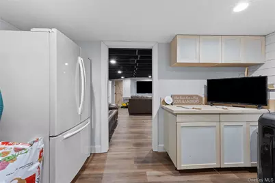 33 Randall Road, Wading River, NY 11792 - Photo 37