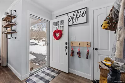 33 Randall Road, Wading River, NY 11792 - Photo 3