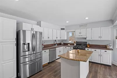 33 Randall Road, Wading River, NY 11792 - Photo 9