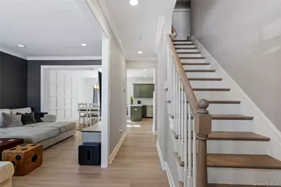 5 Abbington Place, Northport, NY 11768 - Photo 3