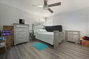 5 Plum Tree Ln, Commack, NY 11725 - Photo 15