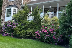 6 Sandy Hollow Rd, Centerport, NY 11721 - Photo 3