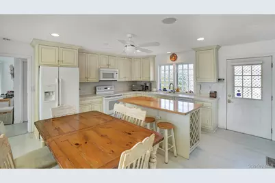 431 Dune Road, Westhampton Beach, NY 11978 - Photo 11