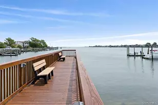 100 Baker Ct, Island Park, NY 11558 - Photo 5