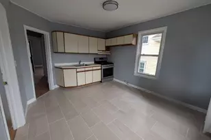 85-57 151st St, Jamaica, NY 11432 - Photo 3