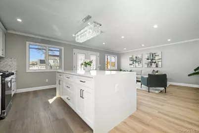 1050 Hastings Street, Baldwin, NY 11510 - Photo 13