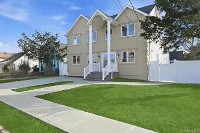 1050 Hastings Street, Baldwin, NY 11510 - Photo 3