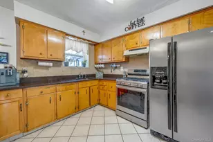 156 Revere Ave, Bronx, NY 10465 - Photo 9