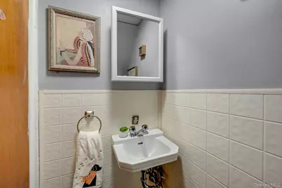 156 Revere Avenue, Bronx, NY 10465 - Photo 11