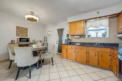 156 Revere Avenue, Bronx, NY 10465 - Photo 7