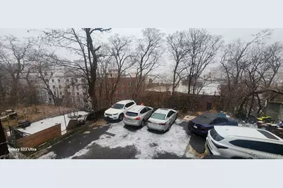 2759 Kingsbridge Terrace, Bronx, NY 10463 - Photo 5