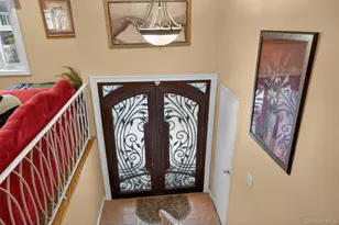 815 Iris Pl, West Hempstead, NY 11552 - Photo 3