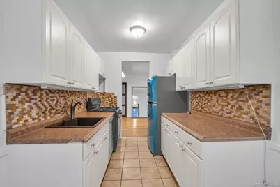 2080 Barnes Avenue #4E, Bronx, NY 10462 - Photo 15