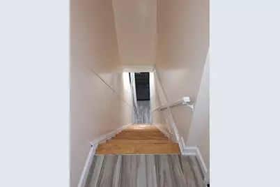 16718 Hillside Avenue #2nd floor, Jamaica, NY 11432 - Photo 3