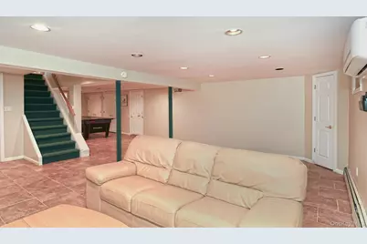 17 Susan Lane, Dix Hills, NY 11746 - Photo 25