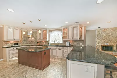 17 Susan Lane, Dix Hills, NY 11746 - Photo 5