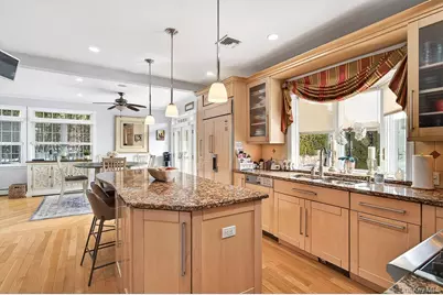 1309 Shelbourne Avenue, Mamaroneck, NY 10543 - Photo 5