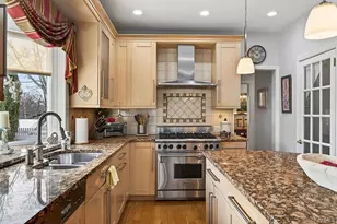 1309 Shelbourne Ave, Mamaroneck, NY 10543 - Photo 3