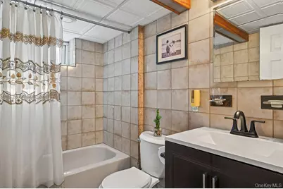 1309 Shelbourne Avenue, Mamaroneck, NY 10543 - Photo 39