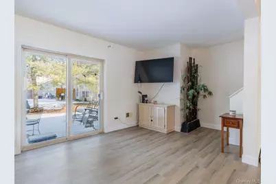 15 Troy Lane, Highland, NY 12528 - Photo 7