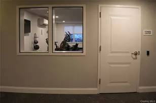 10 Byron Pl, Larchmont, NY 10538 - Photo 21