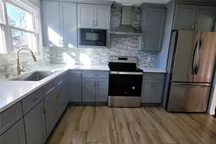 1334 Connetquot Ave, Central Islip, NY 11722 - Photo 7