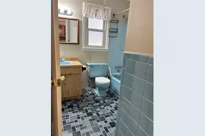 43 2nd Street #2nd Floor, Ronkonkoma, NY 11779 - Photo 5