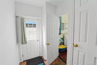 21 Francisco Ave Francisco Ave, Central Islip, NY 11722 - Photo 29