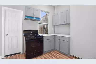 10643 156th Street, Jamaica, NY 11433 - Photo 15