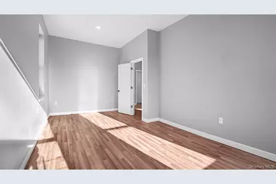 10643 156th Street, Jamaica, NY 11433 - Photo 7