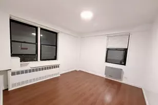 42-55 Colden St, Flushing, NY 11355 - Photo 5