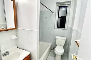 4396 Furman Ave, Bronx, NY 10466 - Photo 7