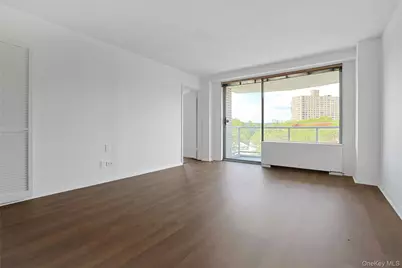 3333 Henry Hudson Parkway #4M, Bronx, NY 10463 - Photo 11