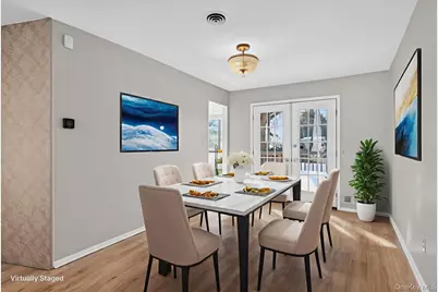 10 Whitlock Street, Plainview, NY 11803 - Photo 5