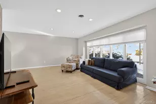 10 Whitlock St, Plainview, NY 11803 - Photo 3