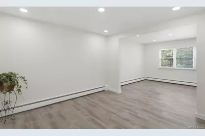 22 W Marshall Drive, Poughkeepsie, NY 12601 - Photo 13