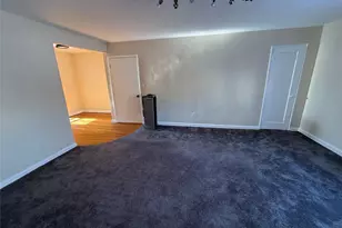 194-20A 39th Ave, Flushing, NY 11358 - Photo 9